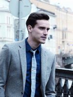 Well-Dressed-Male-Model