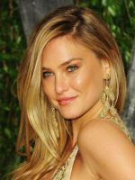 Bar Refaeli