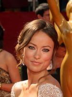 Olivia Wilde Celebrity Mobile Wallpaper     X