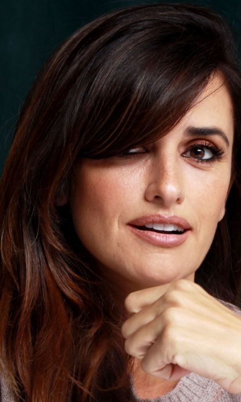 Beautiful Penelope Cruz Wallpaper