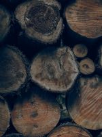 brown wood slice lot wallpaper