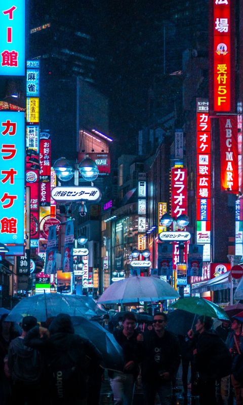 people standing near buildings wallpaper