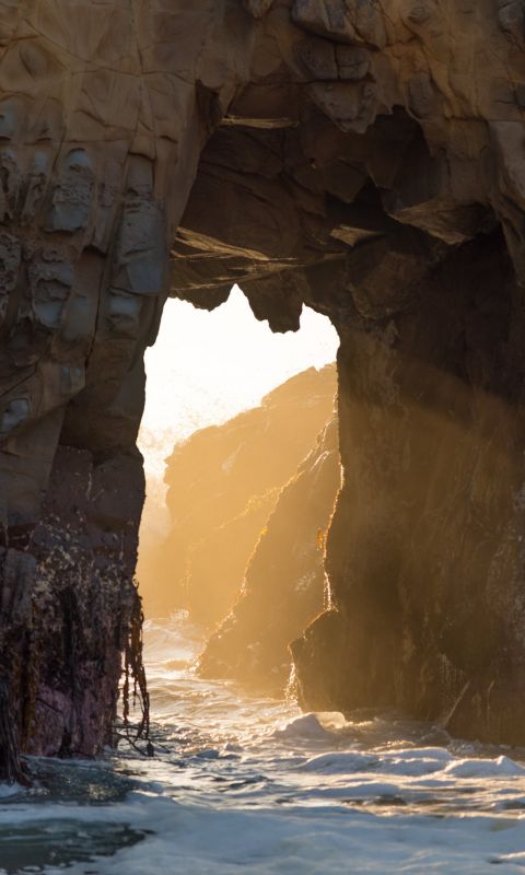 natural arch at the beach wallpaper